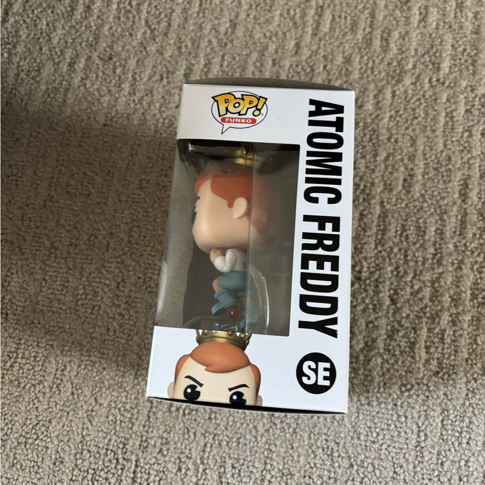 Funko Atomic Freddy Pop Vinyl Figure Blacklight Battle exclusive